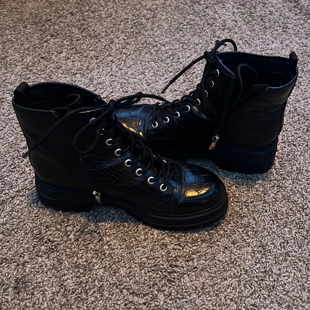 nine west combat boots